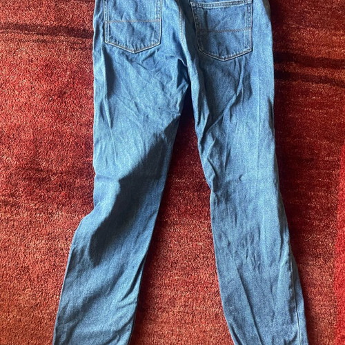 Regular blue jean like new, size L