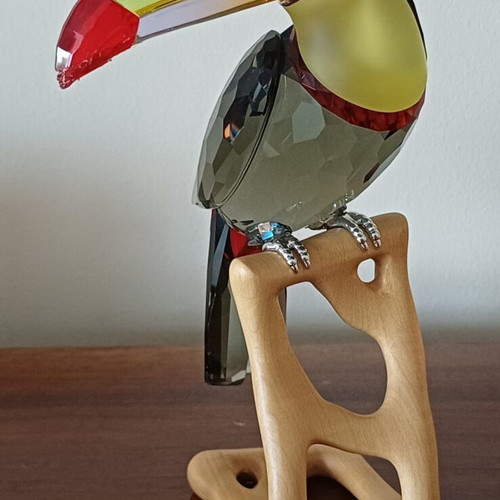 Swarovski Toucan Black Diamond used crystal figurine on maple wood base