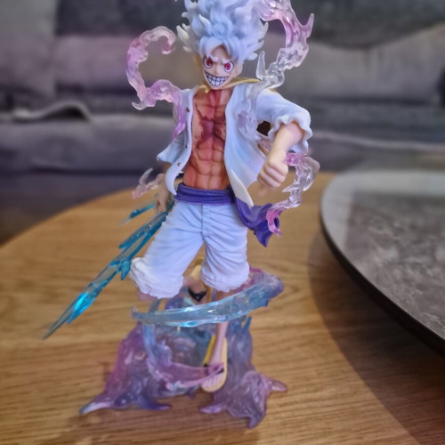 Monkey D. Luffy figure like new