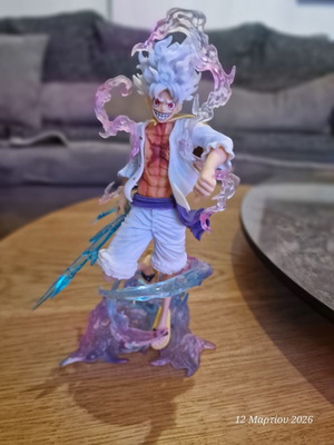 Monkey D. Luffy figure like new