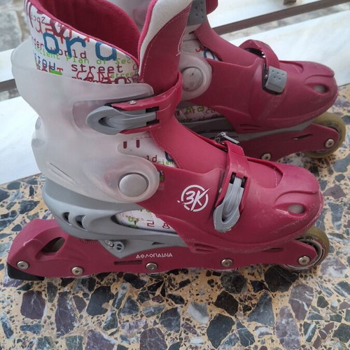 Roller skates with adjustable size 36-40