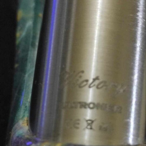 Ultroner Victory 60W VV VW Box Mod new, stabwood and stainless steel