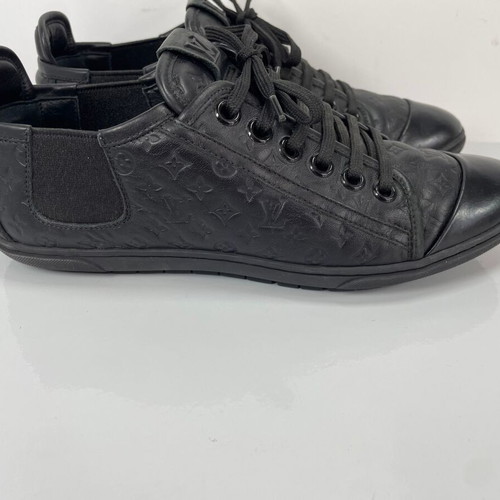 Louis Vuitton black leather sneakers size 38.5 used