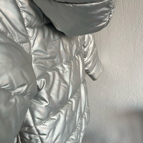 Energiers puffer jacket for 4-year-old girl, silver like new