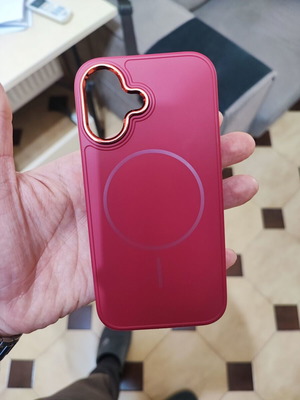 Iphone 16 case Magenta color new