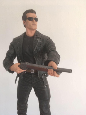 Terminator 2 NECA φιγούρα 30εκ 12ίντσες με όπλο