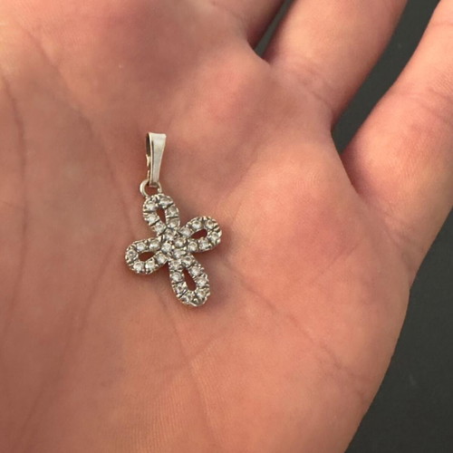 White gold cross with zircon 18K 1.89 grams like new