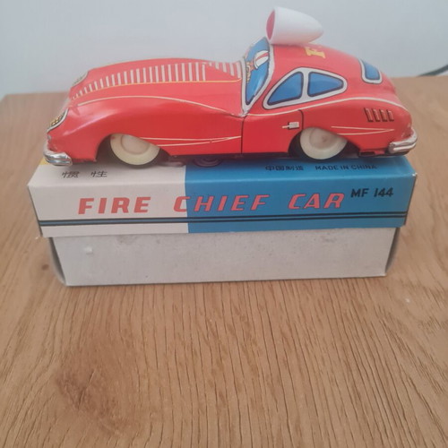 MF144 Fire Chief tin car like new, rare vintage toy