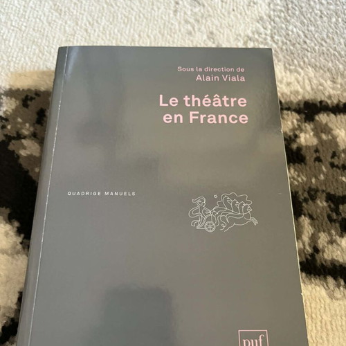 Book Le theatre en France like new, in French