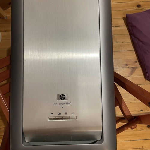 Hewlett Packard Scanjet 4890 photo scanner like new