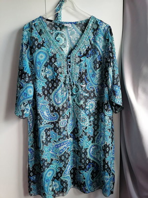Φόρεμα Donna IO για την παραλία σαν καινούργιο, one size, μαύρο-μπλε