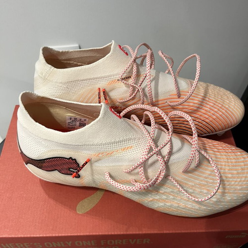 Puma Future Ultimate FG football shoes size 42 new with box