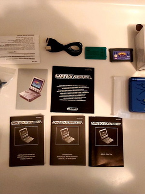 Nintendo Gameboy SP like new, συλλεκτική έκδοση Kyogre με φορτιστή και παιχνίδι