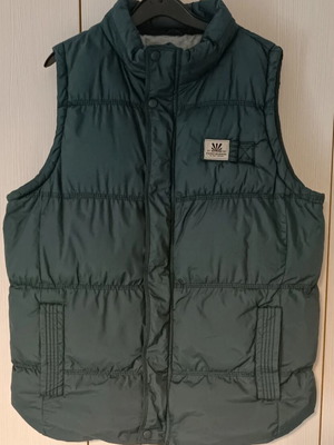 Funky Buddha sleeveless jacket green, like new, without hood