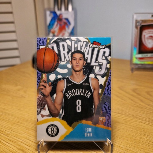 2025-26 Topps Finest Egor Demin Arrivals RC card like new