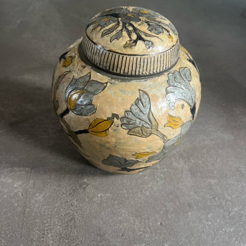 Vintage brass ginger jar with cream enamel and hand-painted motifs like new