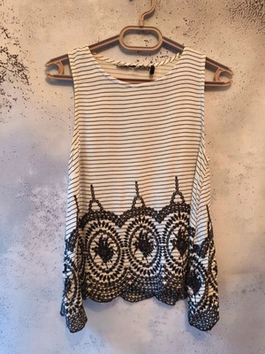 Ale sleeveless blouse white with black stripes and embroidery used, size S