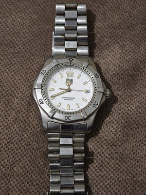 TAG Heuer Professional 200 meters wk 1112 μεταχειρισμένο ανδρικό ρολόι γκρι