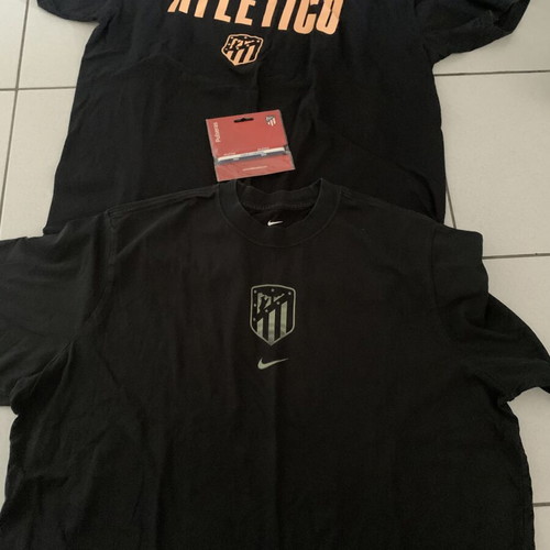 Atletico T-shirts XL official and Nike kids, silicone bracelet set like new