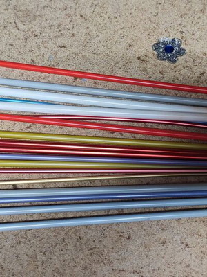 Είδη πλεξίματος σαν καινούργια, όλα μαζί με τσάντα