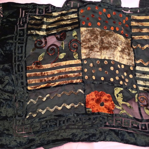 Scarves, handkerchief and beanie new, black and white