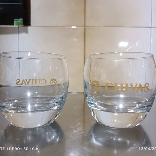 Chivas Regal set of 2 glasses like new with gold logo