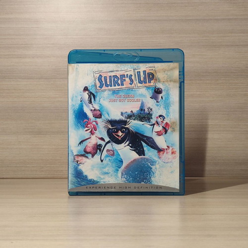 Surf's Up Blu-Ray used, dubbed with Greek subtitles