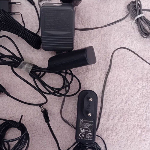 Mobile phone chargers used, pack No 2, for old models