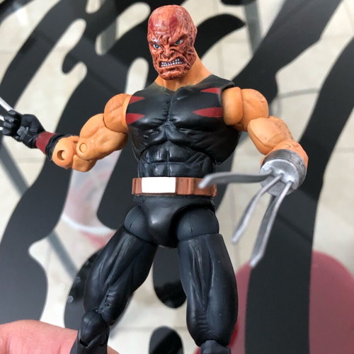 Wolverine Variant Weapon X Age Of Apocalypse Marvel Legends figure used