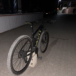 Mountain bike, black, 20 inch, disc brakes, front suspension
