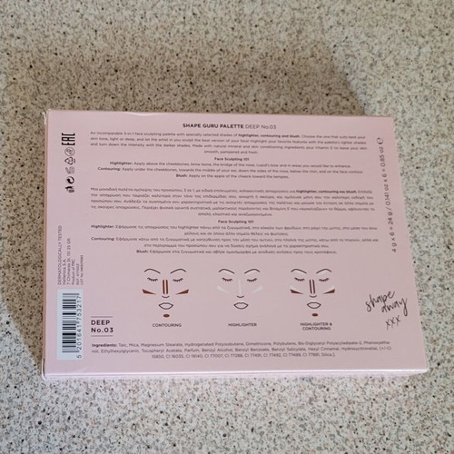 Mon Reve Shape Guru Palette new with blush, highlighter, contouring, powder