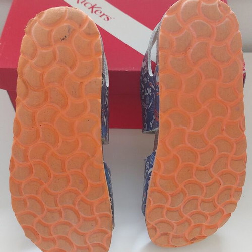 Kickers boys sandals used, size 34, blue and orange