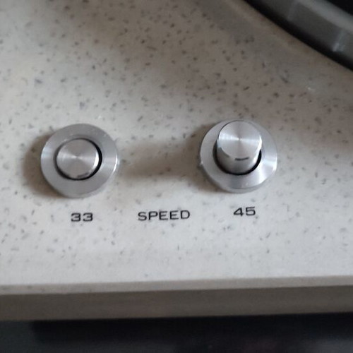 Kenwood KD-2055 turntable, vintage 70's model