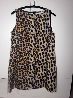 Mini leopard print dress