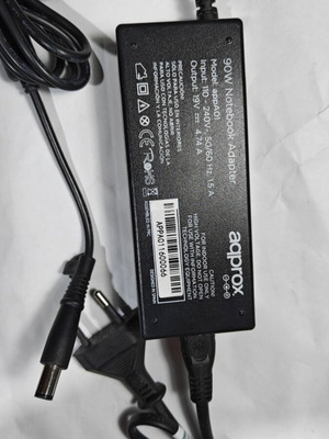 Laptop power adapter HP 90W 19V 4.74A used, model APPA01