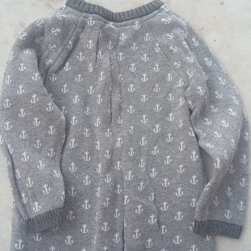 Baby sweater like new, size 9-12 months, 100% cotton
