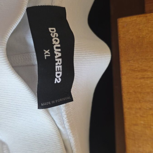 Dsquared2 white shorts XL