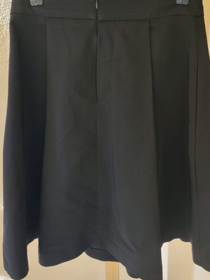 BSB A-line skirt black size 38 like new