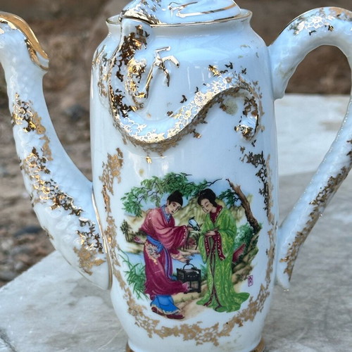Collectible Japanese Porcelain Coffee Pot used with dragons and traditional scene