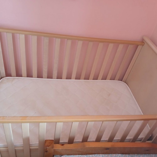 Children's bed for up to 6 years old