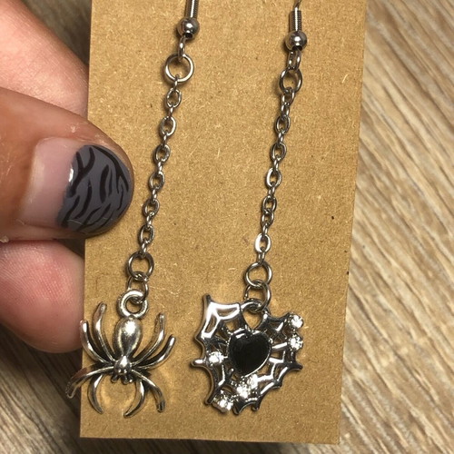 Handmade Y2k boho fairy gothic earrings new, black and silver