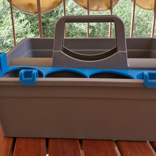 Plastic carrying basket like new for tools and cleaning supplies