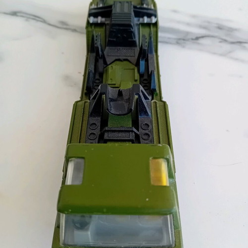 Matchbox Super Kings Transporter collectible toy car like new