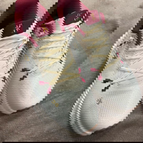 On Cloud Tilt αθλητικά παπούτσια καινούργια, πολύχρωμα μέγεθος 41