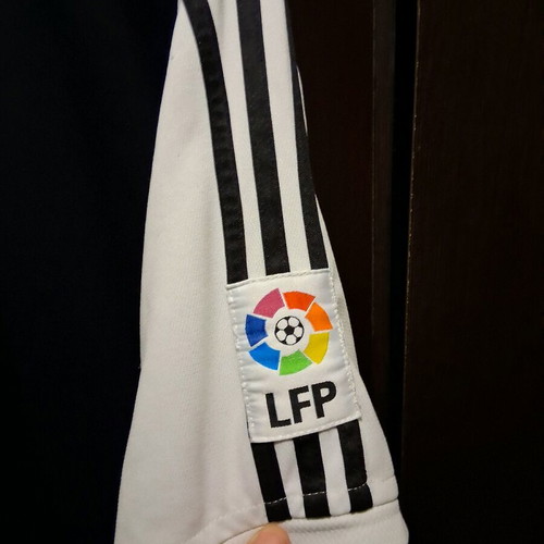 Real Madrid Away Jersey size Medium like new authentic