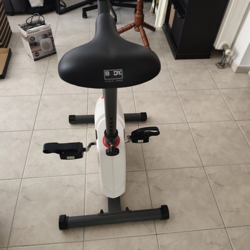 Body Sculpture Smart Bike BC1720D exercise bike like new