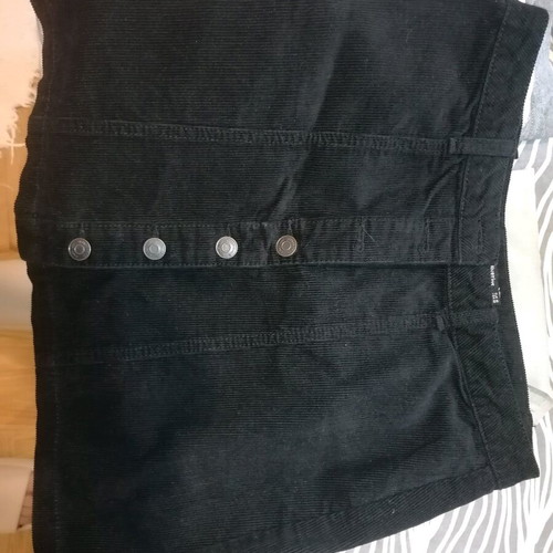 Stradivarius black corduroy skirt like new, size L