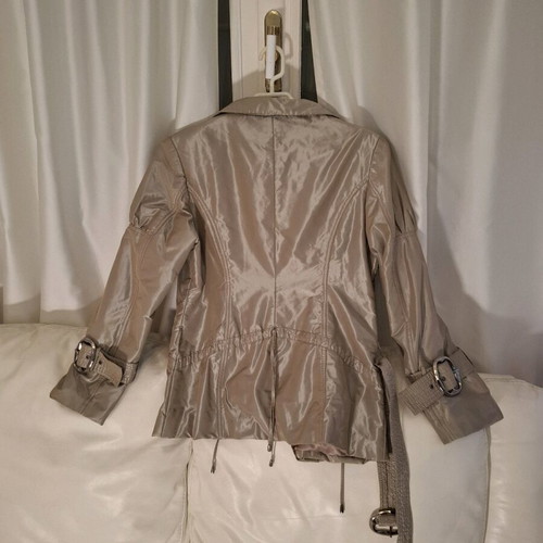 Modern 3-in-1 jacket like new with natural fox fur beige and gold