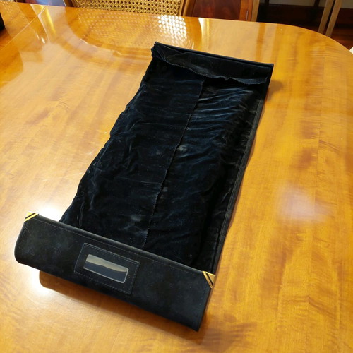 Leather jewelry presentation case like new, black