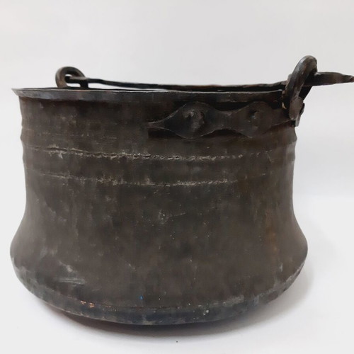 Antique Copper Cauldron 19th Century Hand-Hammered Used